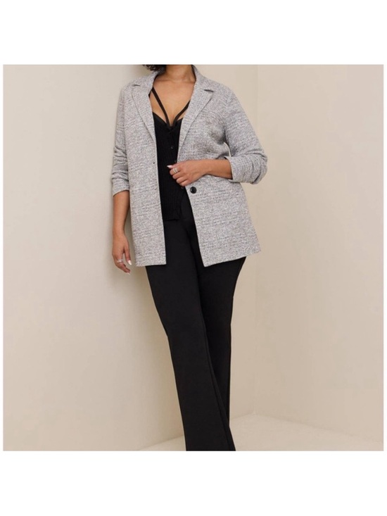 Torrid Studio Double Knit Boyfriend Blazer - Picture 4 of 12